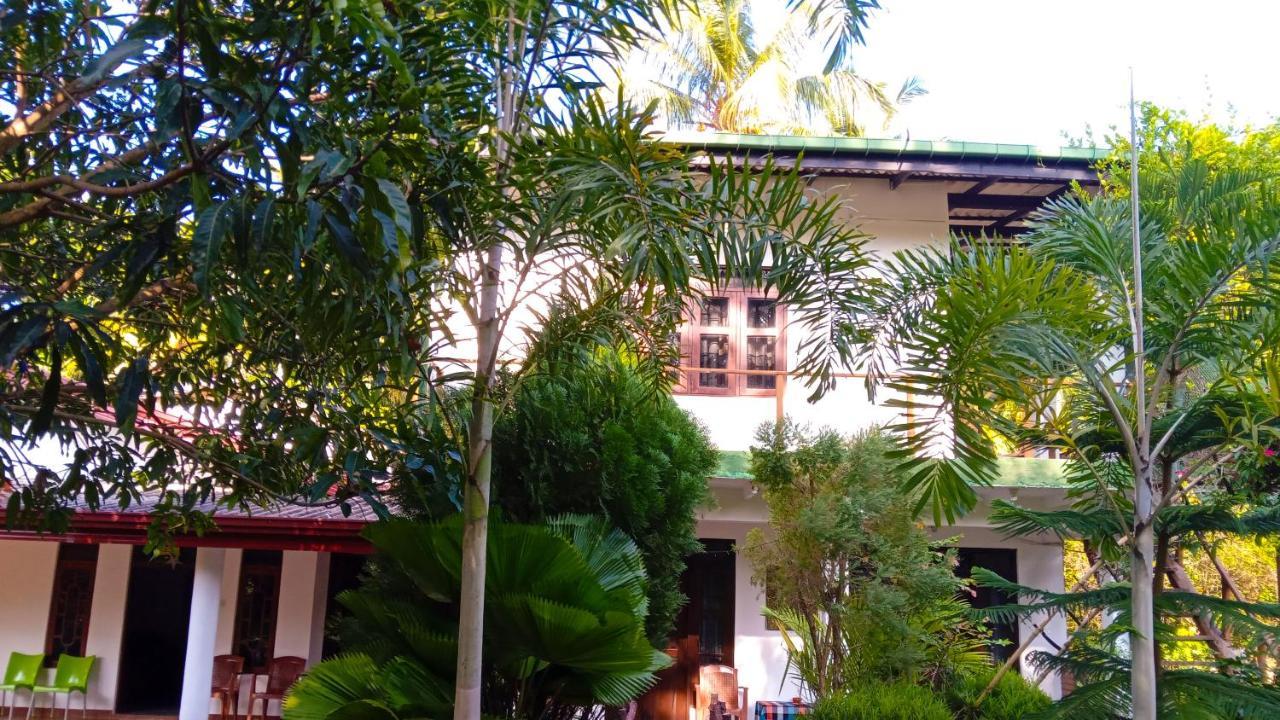 Sigiriya River Side Resort 外观 照片